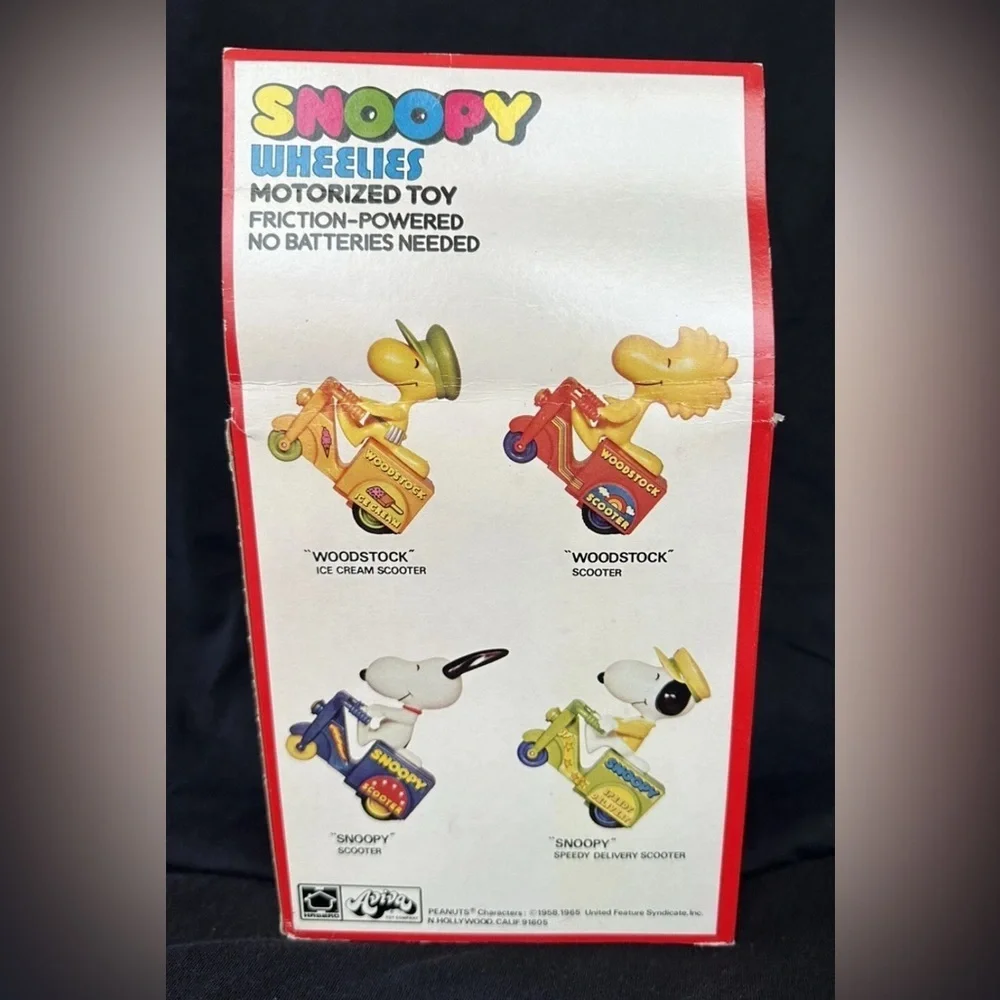 Vintage 1965 Aviva Hasbro Snoopy Speedy Delivery Motorized Scooter Opened Box